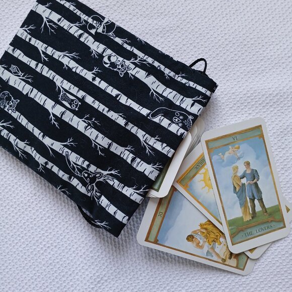 Glow in the Dark Forest Tarot Gemstone Rune Pouch Bag - Picture 9 of 10